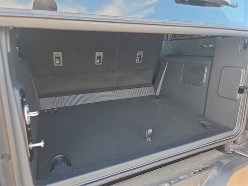 New 2025 Ford Bronco Outer Banks image 8