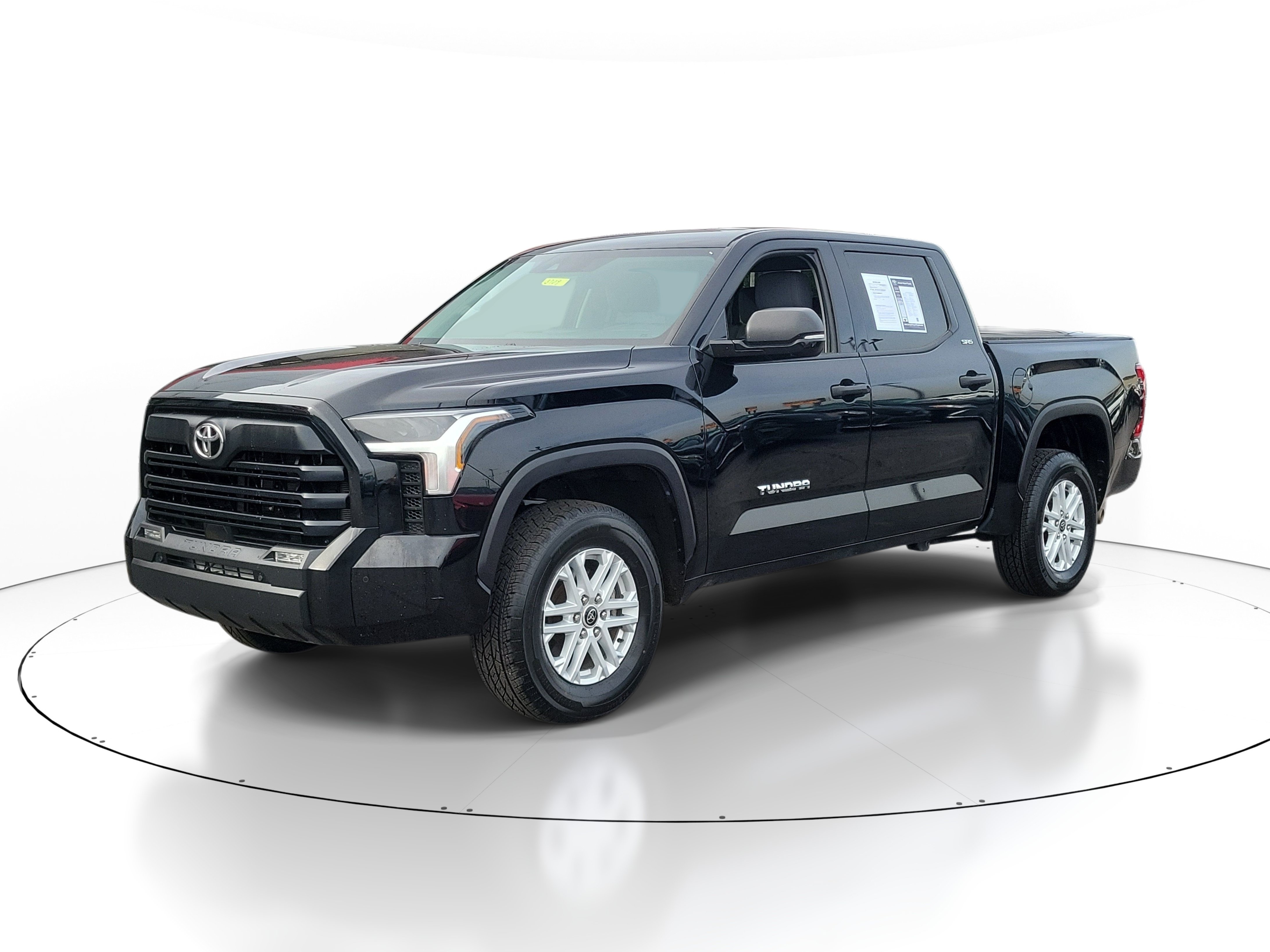 Used 2023 Toyota Tundra SR5 w/ SR5 Convenience Package AWD/4WD image 2