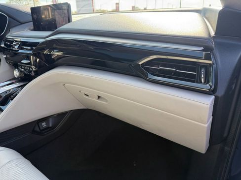 Used 2022 Acura MDX SH-AWD w/ Technology Package image 24