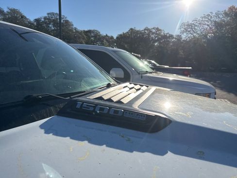 Used 2022 RAM 1500 Laramie w/ Sport Appearance Package image 6