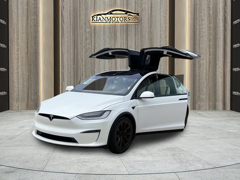 Used 2023 Tesla Model X AWD/4WD image 26