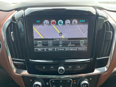 Used 2018 Chevrolet Traverse High Country AWD/4WD image 36