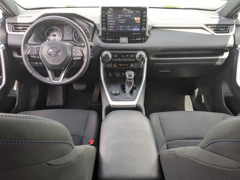 Used 2022 Toyota RAV4 SE w/ Convenience Package AWD/4WD image 32