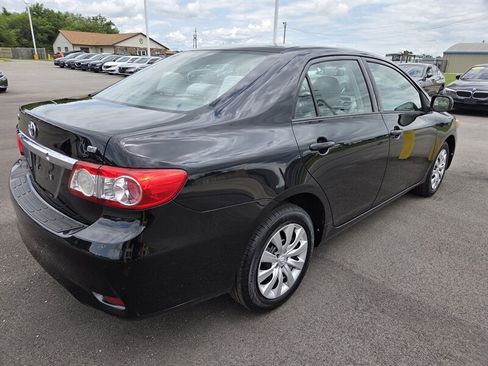 Used 2012 Toyota Corolla LE FWD image 3