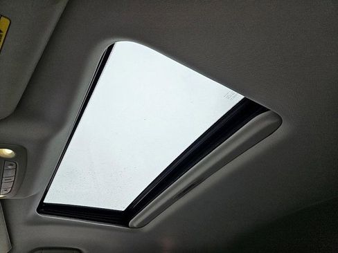 Certified 2024 INFINITI QX80 Luxe image 8