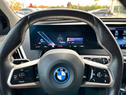 Used 2024 BMW iX xDrive50 image 30