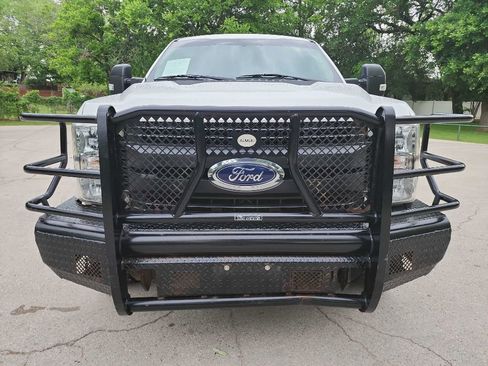 Used 2019 Ford F350 XL w/ Power Equipment Group AWD/4WD image 2