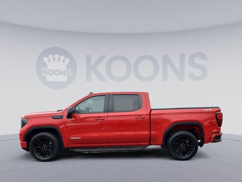 Used 2023 GMC Sierra 1500 Elevation AWD/4WD image 2