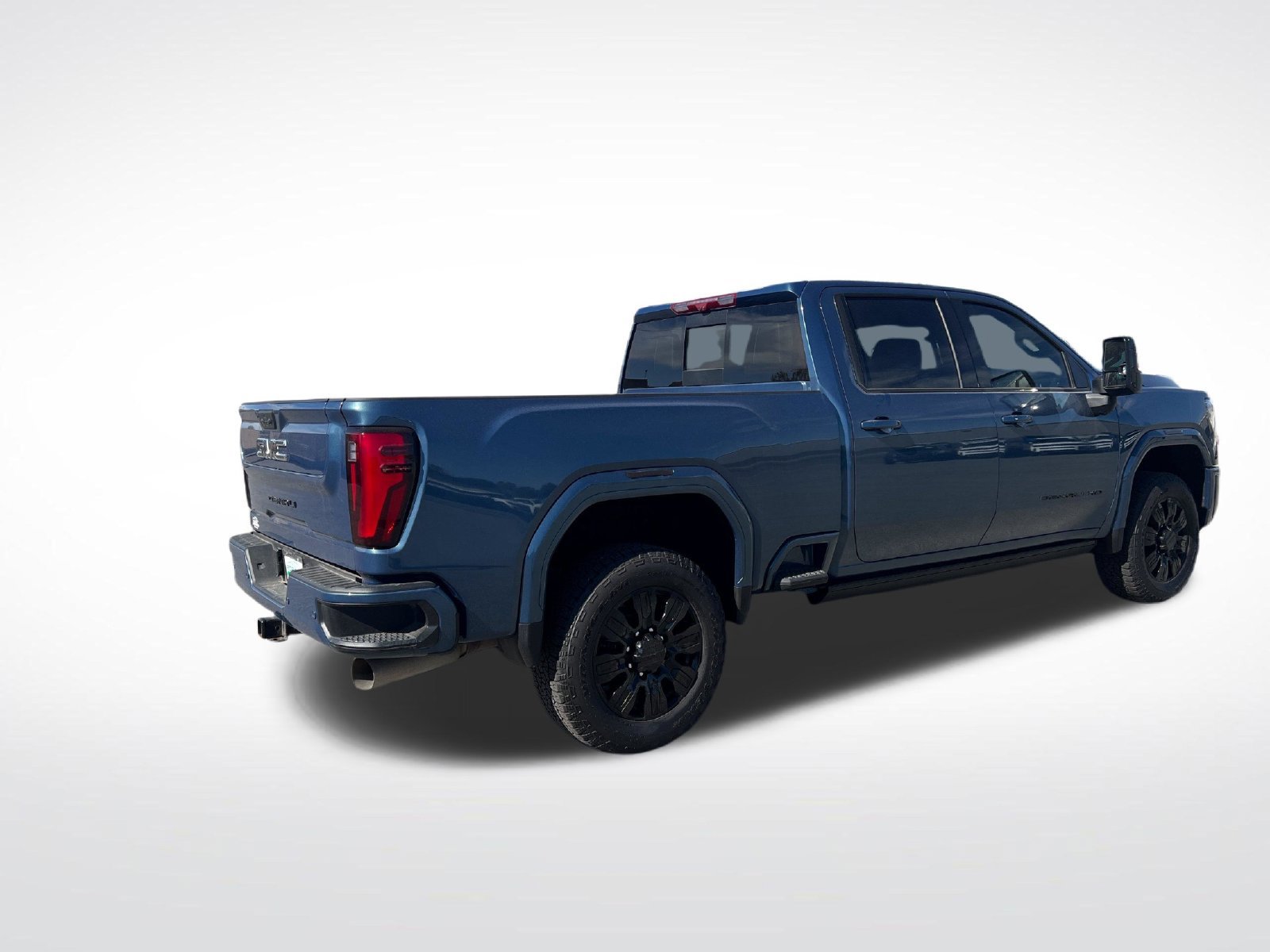 Used 2024 GMC Sierra 2500 Denali Ultimate w/ Max Trailering Package AWD/4WD image 3