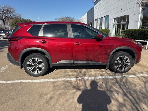 Certified 2023 Nissan Rogue SV image 5