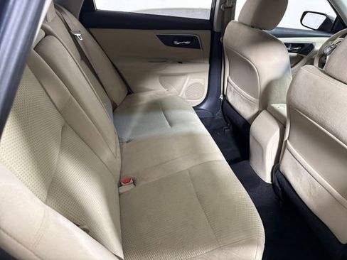 Used 2015 Nissan Altima 2.5 S w/ Sport Value Package image 15