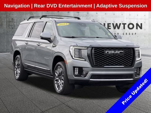 Used 2023 GMC Yukon XL Denali Ultimate AWD/4WD image 1