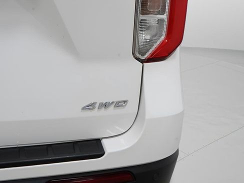 Used 2021 Ford Explorer XLT w/ Equipment Group 202A image 40