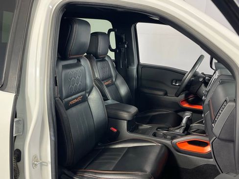 Used 2023 Nissan Frontier PRO-4X w/ Pro-4X Premium Package image 31