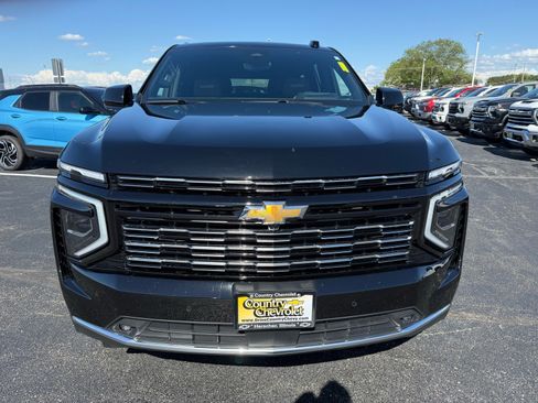 Used 2026 Chevrolet Tahoe High Country w/ Sun And Tow Package AWD/4WD image 8