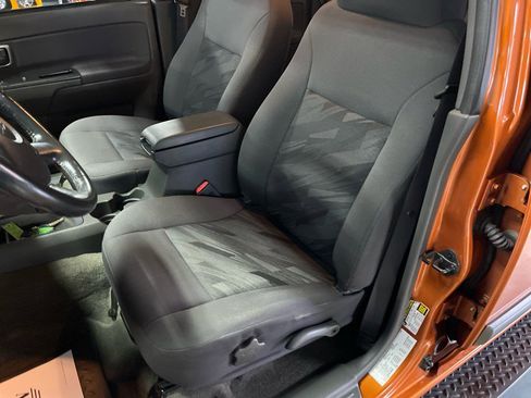 Used 2005 Chevrolet Colorado LS image 24