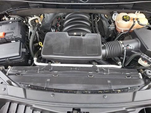 Used 2022 Cadillac Escalade Premium Luxury Platinum image 33