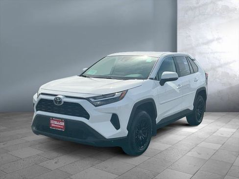 Certified 2025 Toyota RAV4 LE AWD/4WD image 1