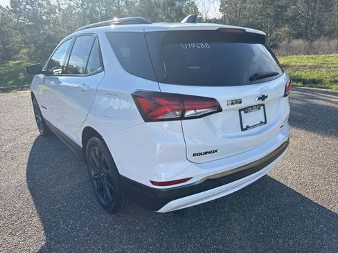 Used 2023 Chevrolet Equinox RS AWD/4WD image 5