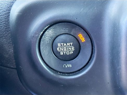 Used 2021 Jeep Wrangler Unlimited Sport image 22