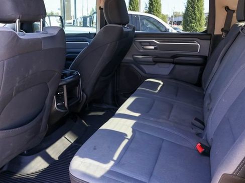 Used 2019 RAM 1500 Big Horn AWD/4WD image 14