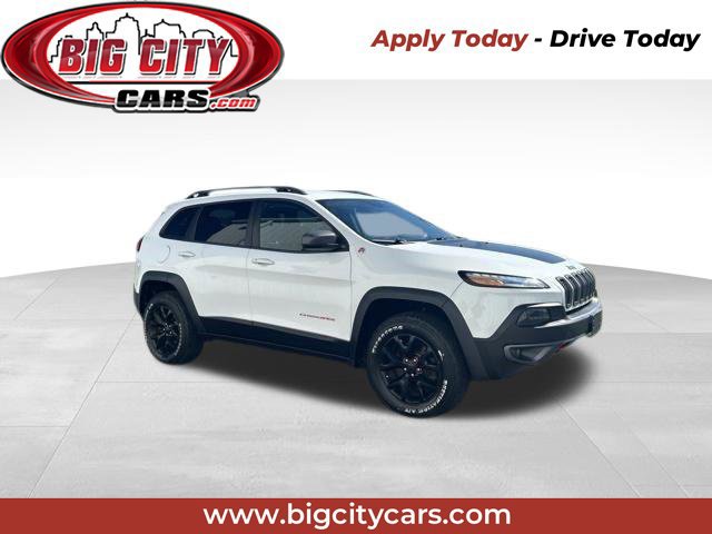 Used 2018 Jeep Cherokee Trailhawk w/ Comfort & Convenience Group AWD/4WD image 1