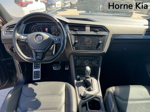 Used 2018 Volkswagen Tiguan SEL Premium AWD/4WD image 14