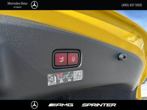 New 2026 Mercedes-Benz CLE 300 4MATIC Coupe image 8