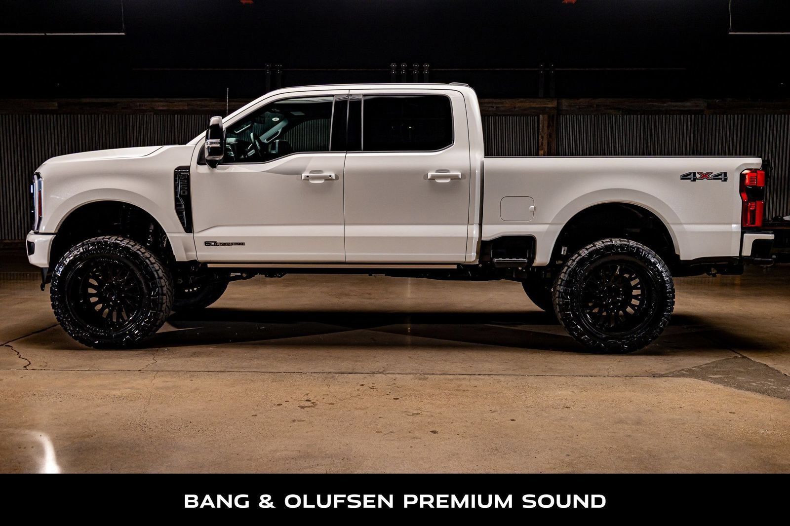 Used 2026 Ford F250 Platinum AWD/4WD image 8