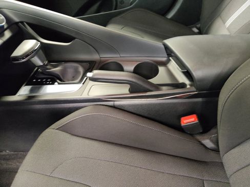 Used 2024 Hyundai Elantra SE FWD image 26