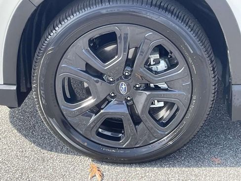 Certified 2025 Subaru Ascent Bronze Edition w/ Onyx Package image 9