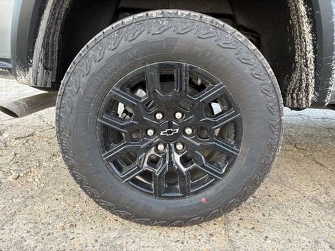 New 2026 Chevrolet Colorado Trail Boss AWD/4WD image 9