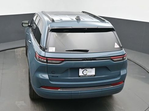 New 2026 Jeep Grand Cherokee Limited image 42