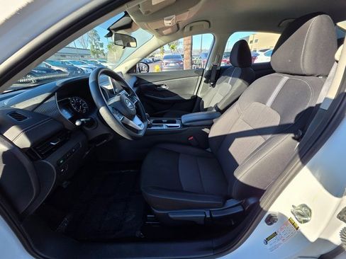 Used 2024 Nissan Sentra SV image 10