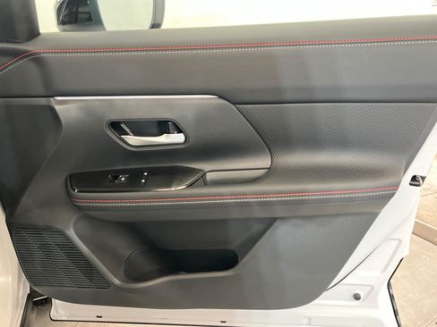 New 2026 Nissan Kicks SR w/ Cold Weather Package FWD image 23