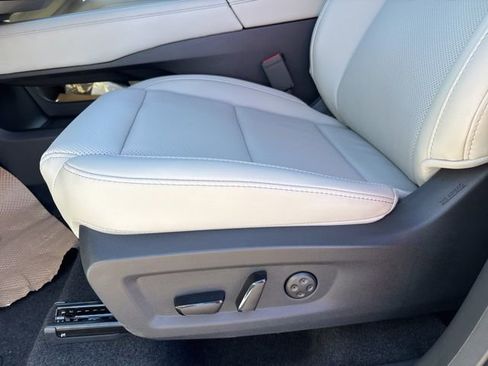 New 2026 Nissan Murano SL w/ Comfort Package image 10