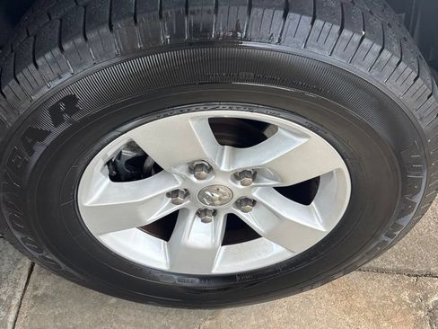 Used 2018 RAM 1500 Tradesman w/ Popular Equipment Group RWD image 4