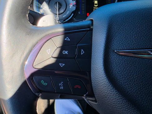 Used 2015 Chrysler 200 S w/ Comfort Group AWD/4WD image 15