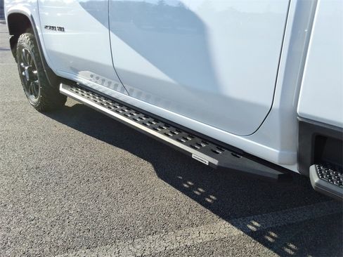 Certified 2025 Chevrolet Silverado 2500 LTZ w/ LTZ Plus Package image 12