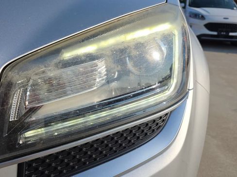 Used 2016 GMC Acadia SLT FWD image 9