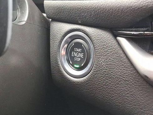 Used 2024 Cadillac XT4 Premium Luxury image 26