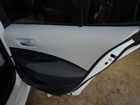 Used 2020 Toyota Corolla LE w/ Carpet Mat Package (TMS) FWD image 23