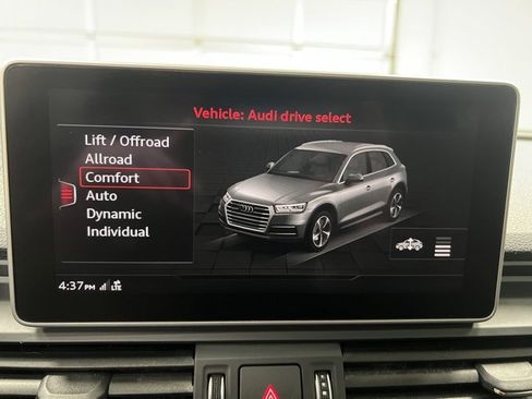 Used 2018 Audi SQ5 Prestige w/ Prestige Package image 39