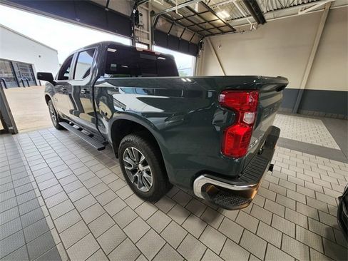 Used 2026 Chevrolet Silverado 1500 LT w/ Z71 Off-Road Package AWD/4WD image 6