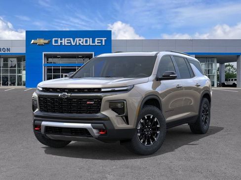 New 2026 Chevrolet Traverse Z71 w/ Enhanced Driving Package image 6