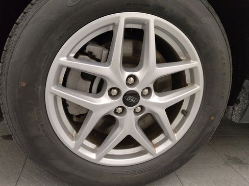 Used 2024 Ford Edge SEL image 31