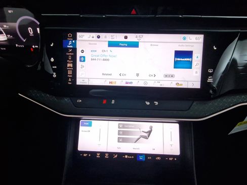 New 2025 Jeep Wagoneer Limited image 15