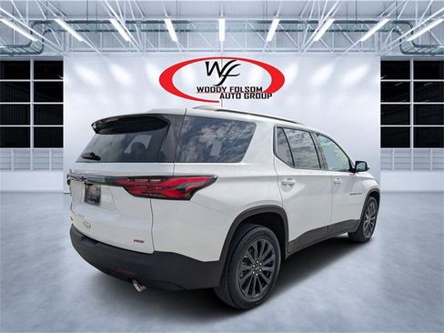 Used 2023 Chevrolet Traverse RS w/ LPO, Floor Liner Package image 3