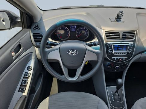 Used 2015 Hyundai Accent GLS FWD image 14