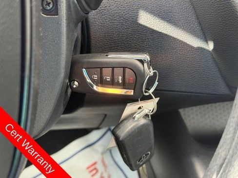 Used 2022 Toyota Corolla LE FWD image 30